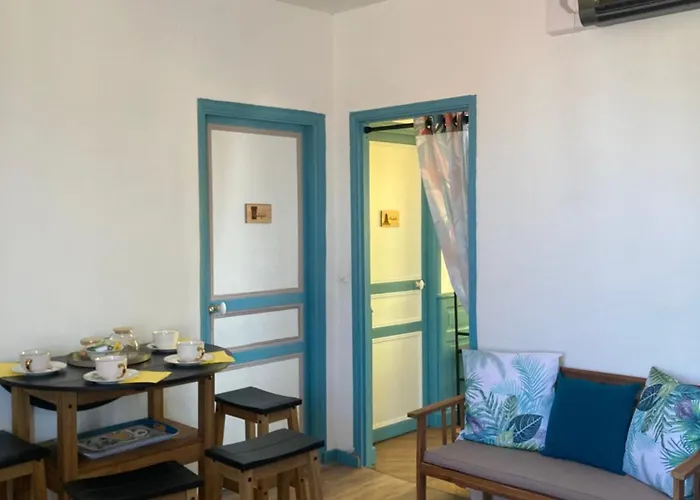 Les Du Phare - 3 Bed & Breakfast Port-des-Barques